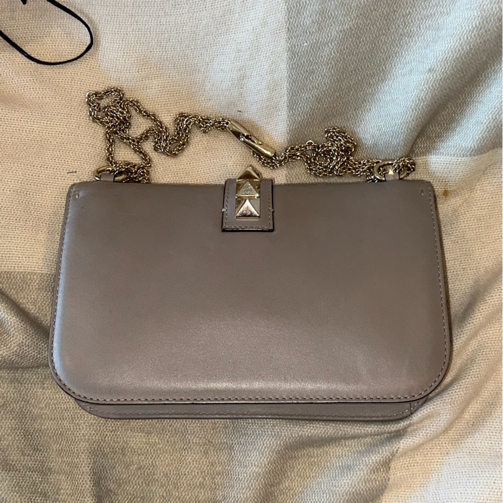 Valentino Garavani Glam Lock Rockstud Bag - Picture 6 of 11